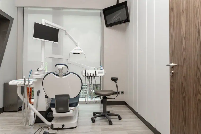 Acıbadem Taksim Hastanesi Ağız ve Diş Sağlığı Kliniği-4