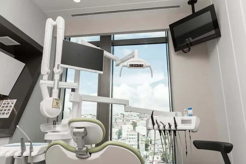 Acıbadem Taksim Hastanesi Ağız ve Diş Sağlığı Kliniği-3