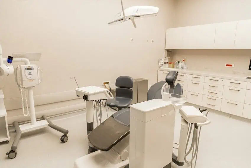 Acıbadem Altunizade Hastanesi Ağız ve Diş Sağlığı Kliniği-6