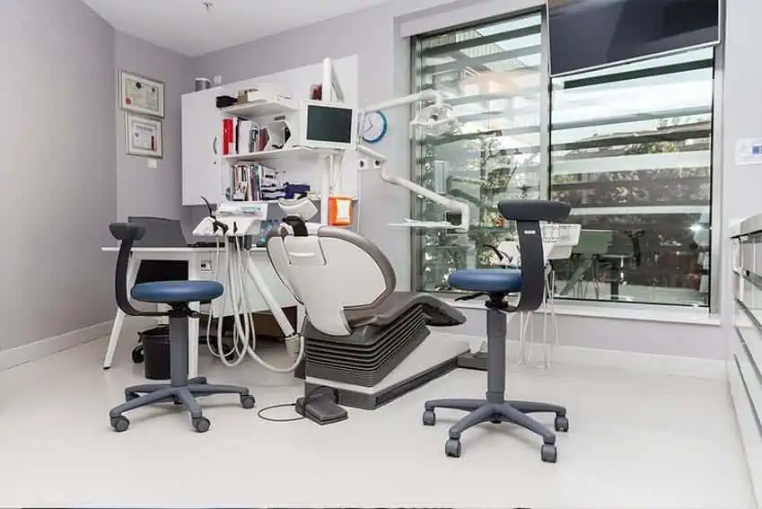 Acıbadem International Hastanesi Ağız ve Diş Sağlığı Kliniği-3