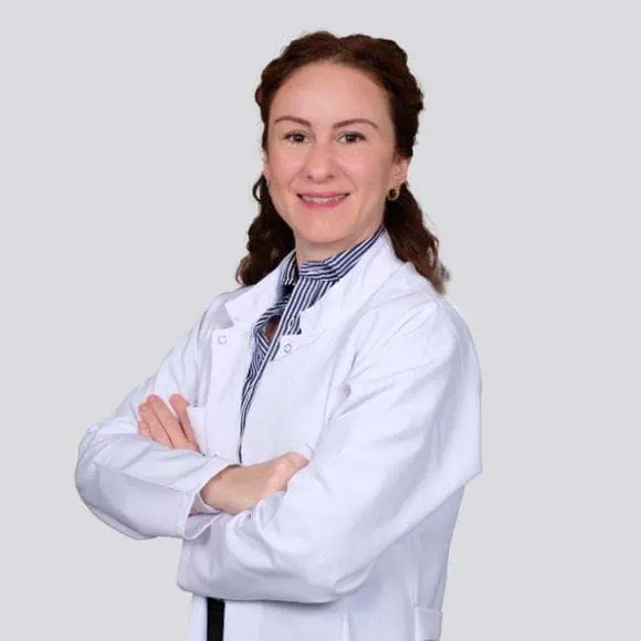 İrem Coşar Tüfekçi Portre